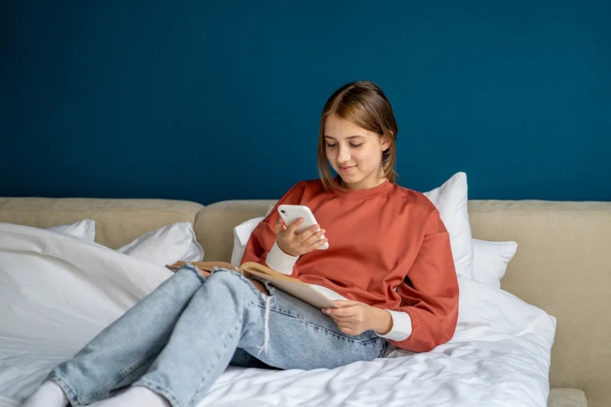 Safe Social Media Habits for Teens